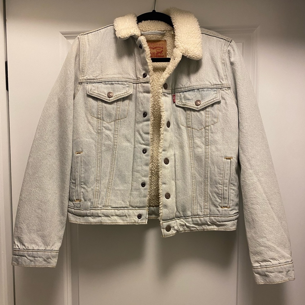 Levi’s Sherpa lined Jean jacket